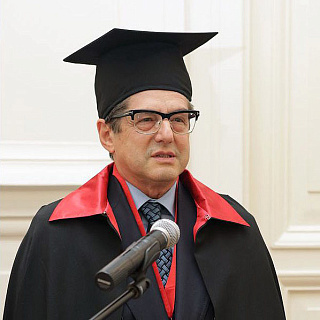 ЗВЯГИНЦЕВ  Александр Григорьевич